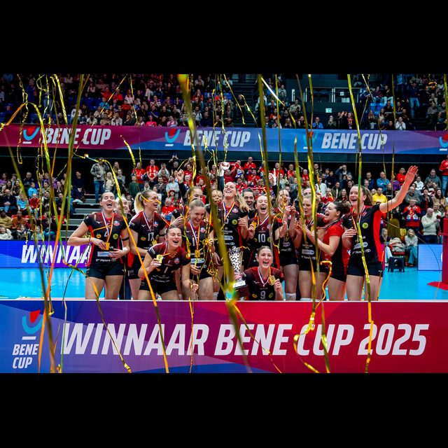 Friso Sneek strijdend ten onder, Asterix Avo Beveren wint opnieuw BeNe Cup